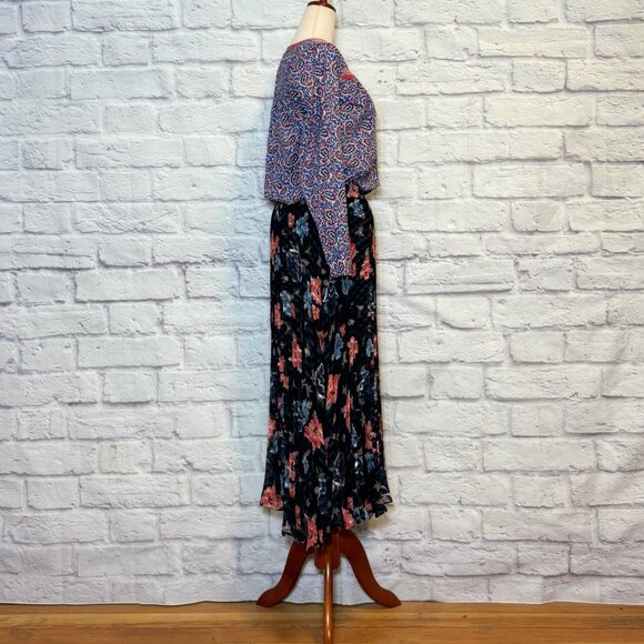 Lily and Lionel Black Floral Star Print Pleated Midi Skirt - Picture 7 of 9